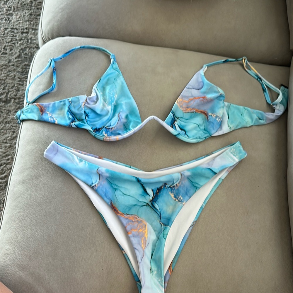 Marble bikini
